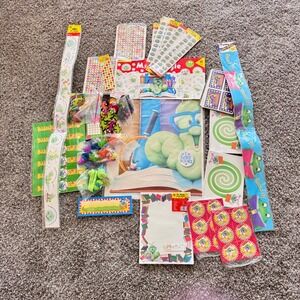 Mr. Wiggle Lover Books Bulletin Board Kit Stickers Classroom Teacher vintage NOS